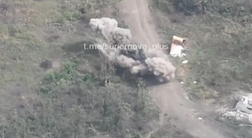 Group of tourists getting abused by ukrainian artillery