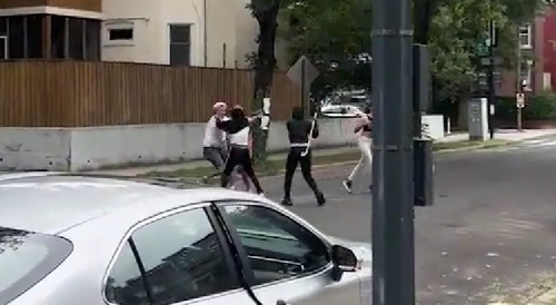 Fight breaks out during attempted carjacking in Washington