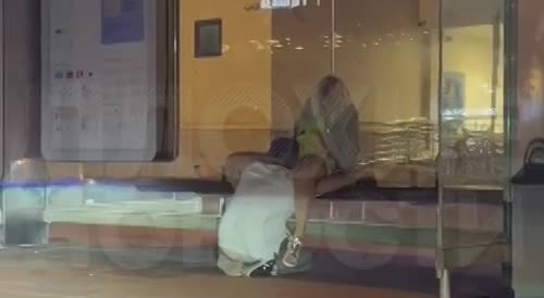 Eating Pussy At The Bus Stop