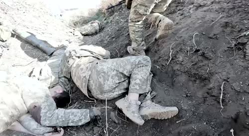 Ukrainian soldiers remained in the trenches forever