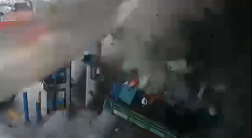 Moment of gas pipe explosión in Brazil