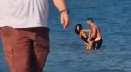 Shameless Straight Couple In Greece