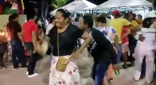 Adult woman dies of heart attack while dancing