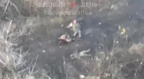 Direct hit! Exploding Ukrainians carrying a wounded man