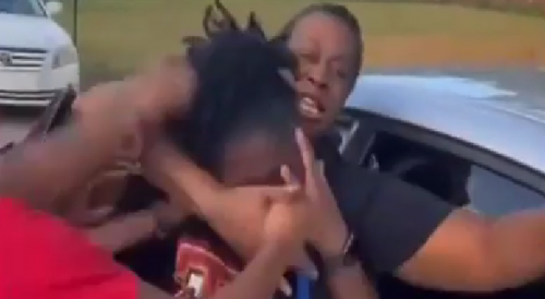 Mom Tries Her Best To Protect Her Daughter From A Beatdown,BY GETTING HER BEATED UP
