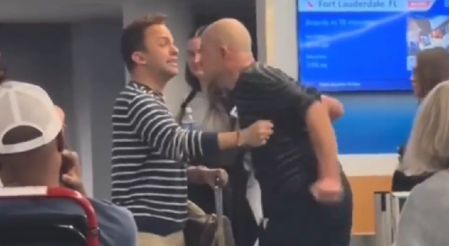Gay Dude has a Meltdown at the Airport