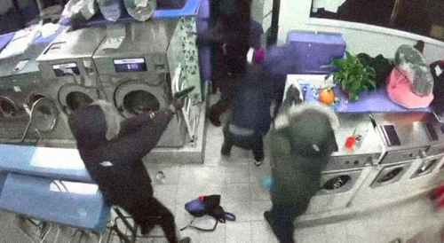 3 Shooters ANNIHILATE Their Opp In A New York City Laundromat