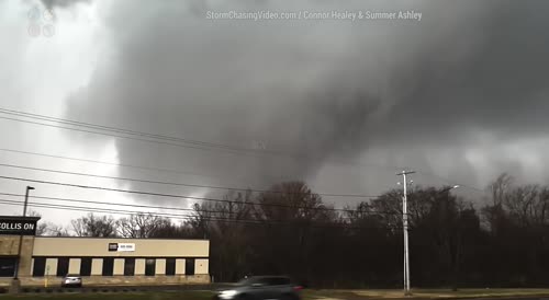 Tornado Hits Tennesee - Dashcam footage
