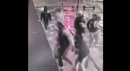A Mob Of Teens Brutally Assault A Random White Man In Cincinnati