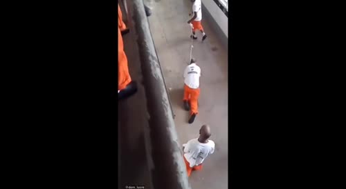prisoners bullying other inmates