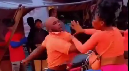 Vendor Gets Into A Fight With An Angry Woman