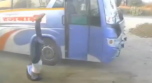Tire Explodes In Bus Drivers Face Killing Him Instantly