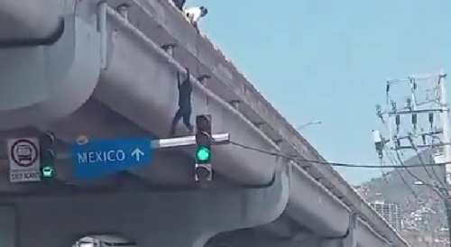 Man Jumps From An Overpass In Acapulco, Mexico