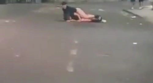 couple fucks on the street for everyone to see