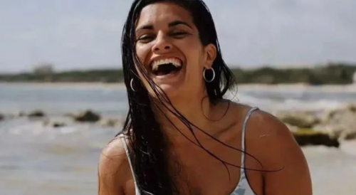 Photographer Ana Victoria found dead on a beach