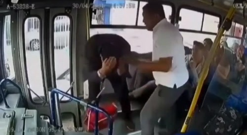 Man Punched For Touching Himself On The Bus In Mexico