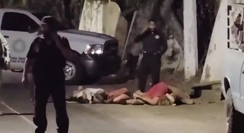 They find six tied bodies in the streets of Acapulco, Guerrero Mexico