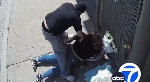 Women Violently Mugged in San Fernando, California