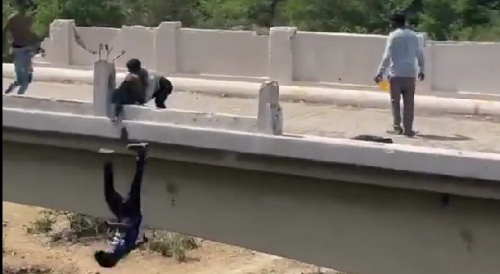 Man Thrown From The Bridge During Fight In Doiwala, India