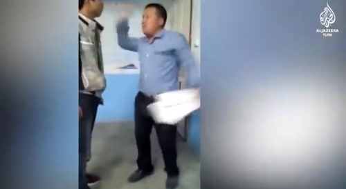 A china student slap again him beat up teacher