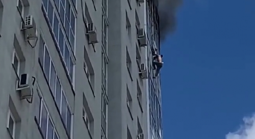 A man jumped out of a window during a fire in Yekaterinburg, Russia