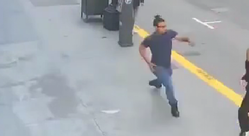 2 Asian men were attacked by a black man in San Francisco
