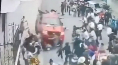 Driver runs over funeral procession in Tepeaca , Mexico