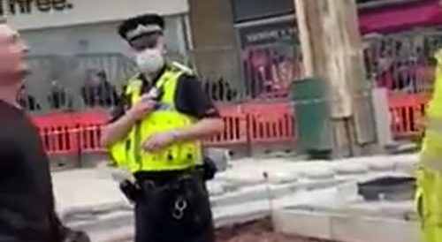 Unhinged Guy Tries to Fight Construction Worker