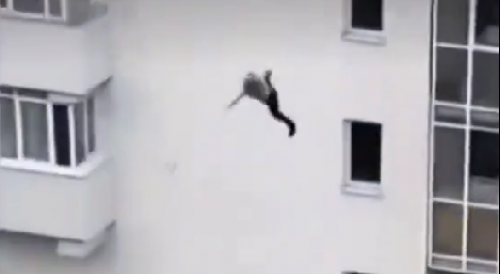 Traffic Police Officer Jumps From The Tall Building in China