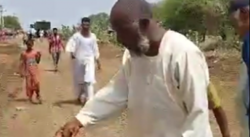 Dead Sudanese Soldier Cursed By Angry Locals