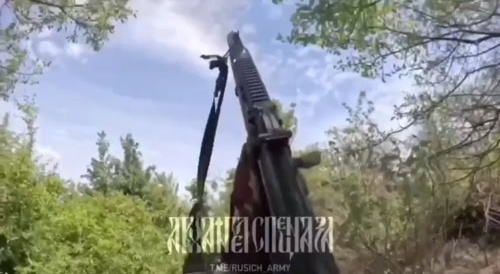 A Russian Rifleman Narrowly Escaped A Kamikaze Drone.