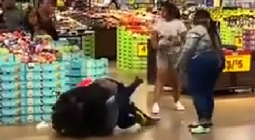 Food Stamp Women Fight at Store