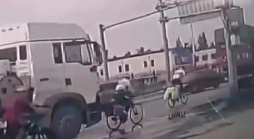 Cycling Between Trucks, WCGW?