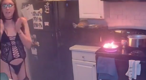 Sexy Streamer Causes Kitchen Fire