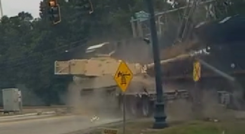 Train plows into semi carrying tank in South Carolina