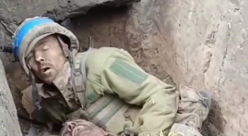 Ukrainians fell asleep in the trench not to surrender to Russians