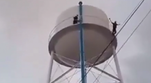 Man dies after jumping from water tower in Mexico