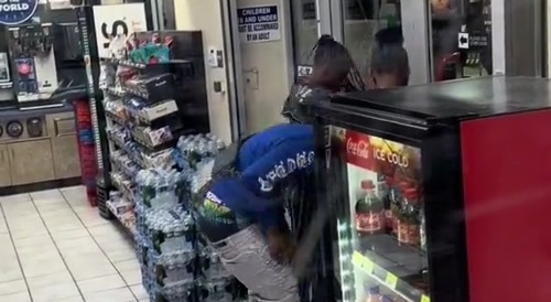 Wild Thugs Trapped Inside 7-Eleven