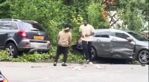 Road Rage Fight Between New Citizens Of UK