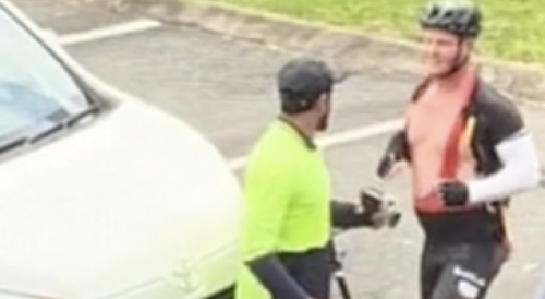 Australia: Postie and cyclist brawl on Gold Coast