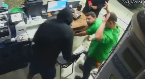 Brazilian Gas Station Robbed By Armed Gang