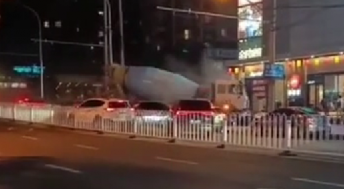 Cement truck driver goes on a rampage