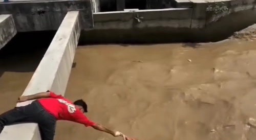 Rescue fail drain river