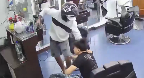 Barber Fatally Shot While Resisting Robbery