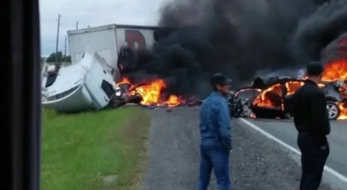 220km/h dans l'AUDI de Papa , Russia