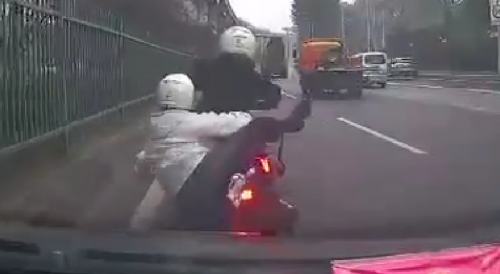 Idiot Nearly Kills GF In Traffic Accident