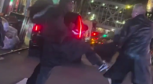 Woman Provokes A Fight in Times Square