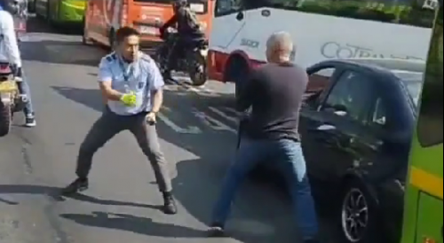 Road Rage Fight In Bogota