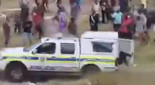 South Africa: Mob attacks suspect accused in teen’s shooting