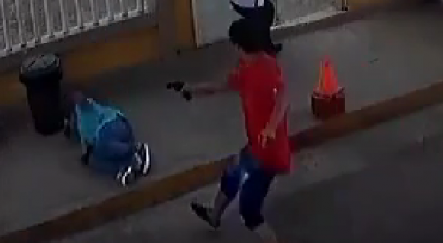 Man Gets Smoked In Front Of Co-Workers In Ecuador